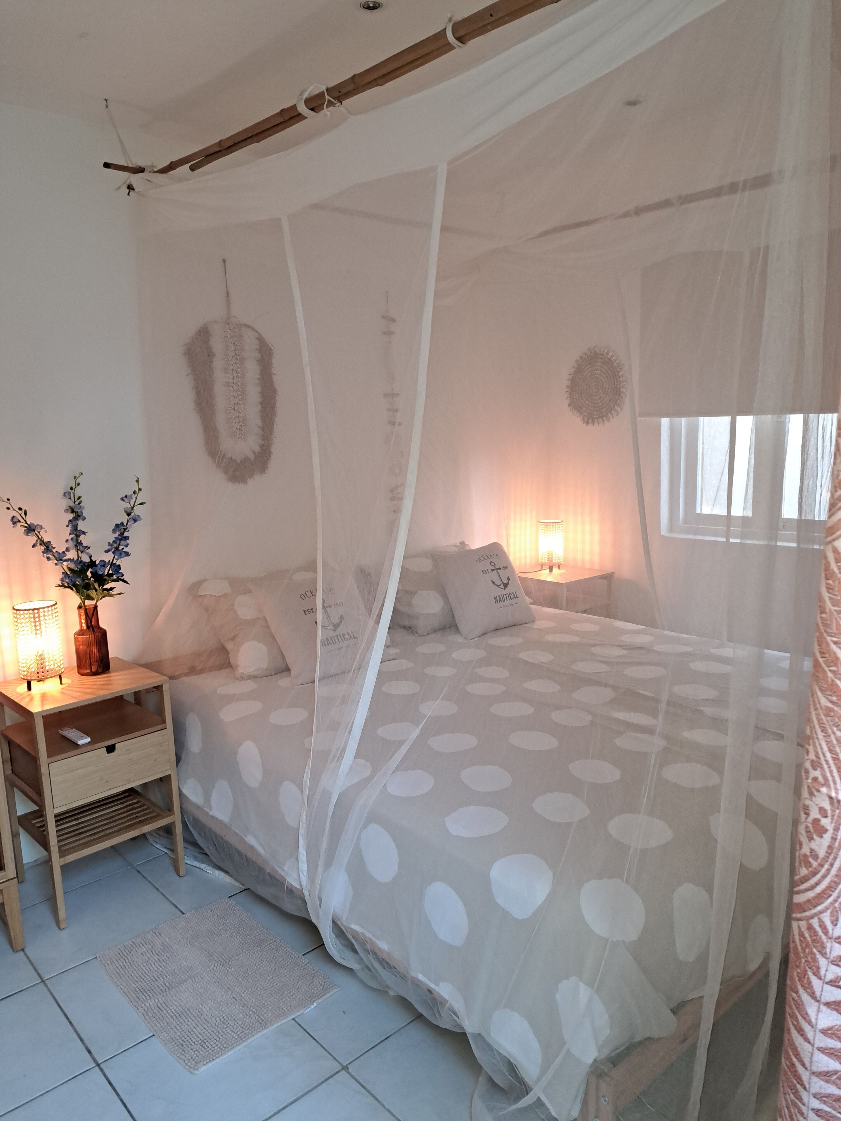 Individuelt dekorert, individuelt innredet og blendingsgardiner