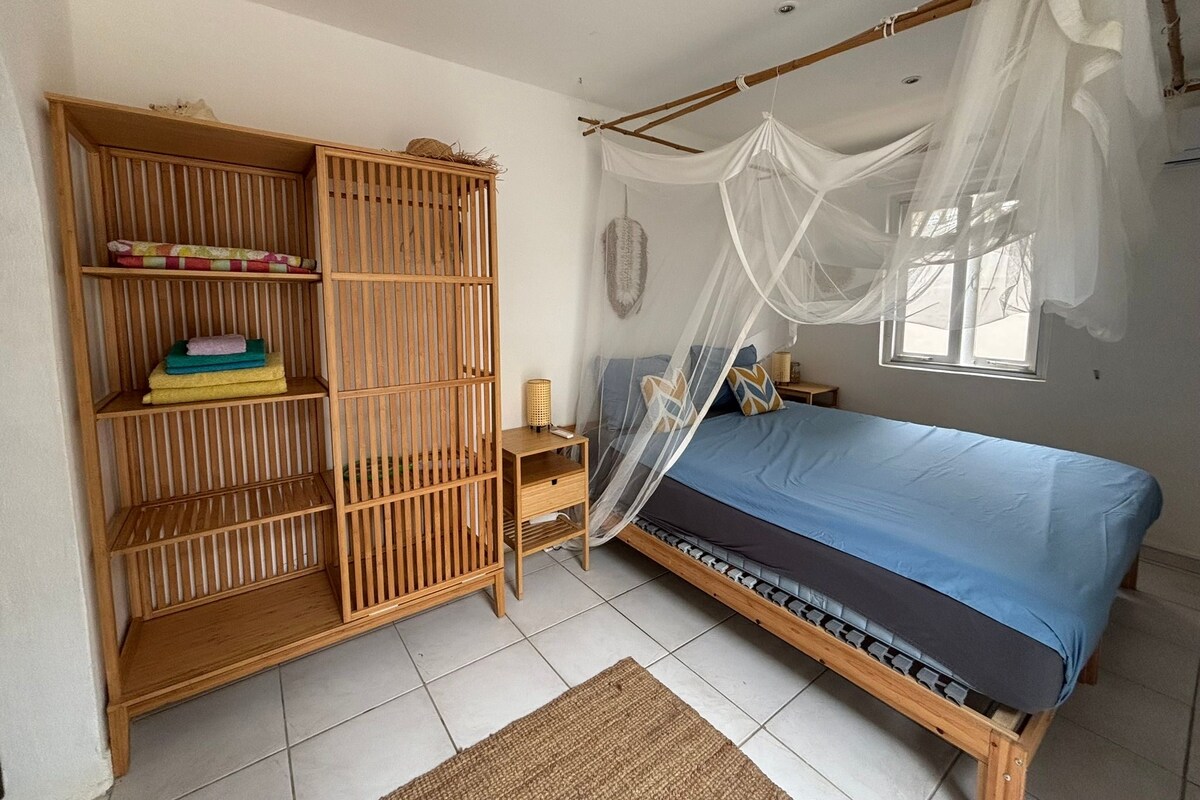 Standard Studio | In-room safe, blackout curtains, soundproofing, free WiFi