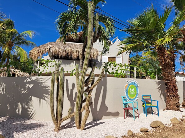 Front of property - BnBBonaire (Kralendijk)