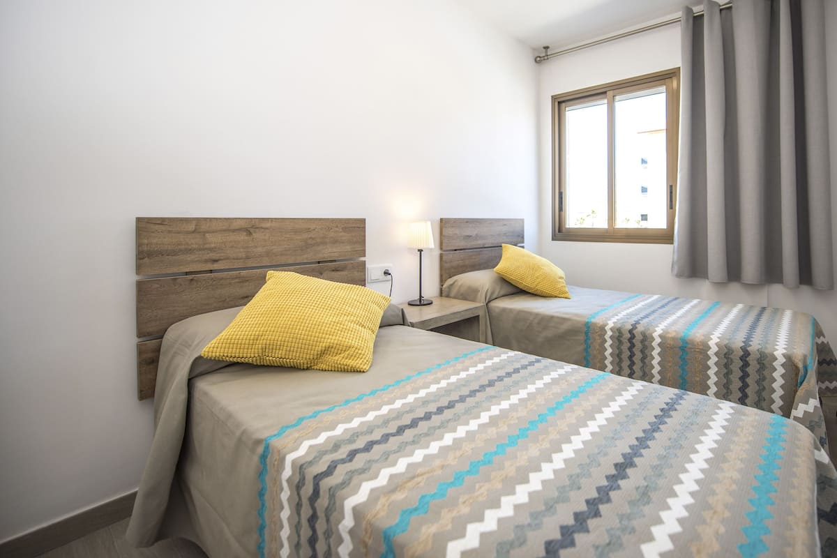 1 bedroom, iron/ironing board, bed sheets