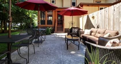 Twin Oaks Inn