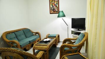 Minibar, in-room safe, blackout curtains, free WiFi