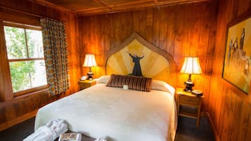 King | Cribs/infant beds, free WiFi, bed sheets