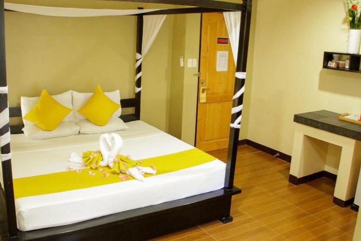 Ropa de cama de alta calidad y minibar 