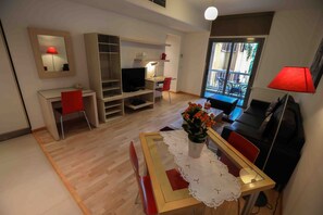 Living area - Sky Suites (Beirut)