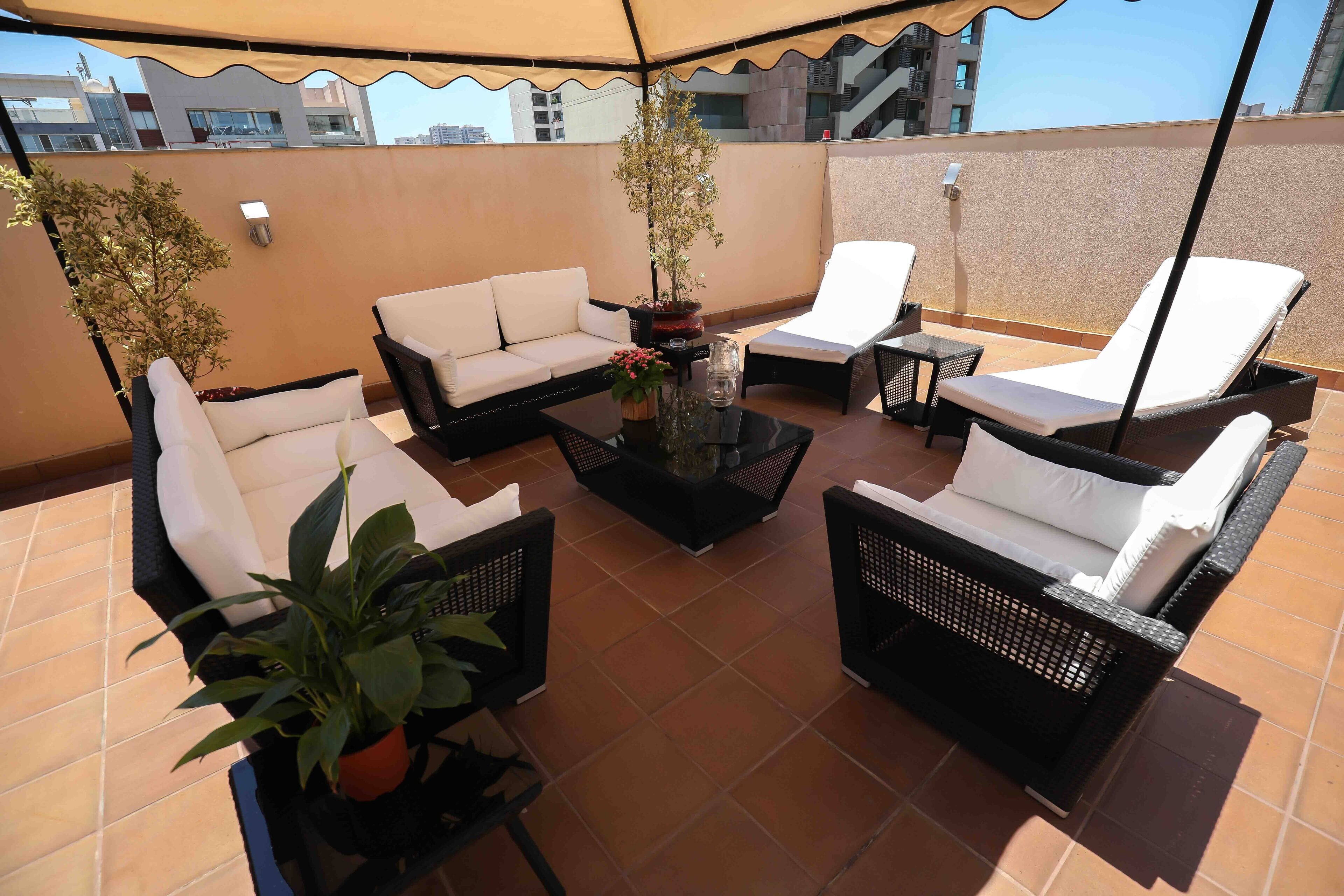 seasonal outdoor pool, pool umbrellas, pool loungers