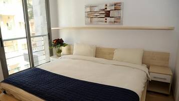 1 bedroom, in-room safe, individually decorated, individually furnished