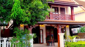 Entrée de l’hébergement