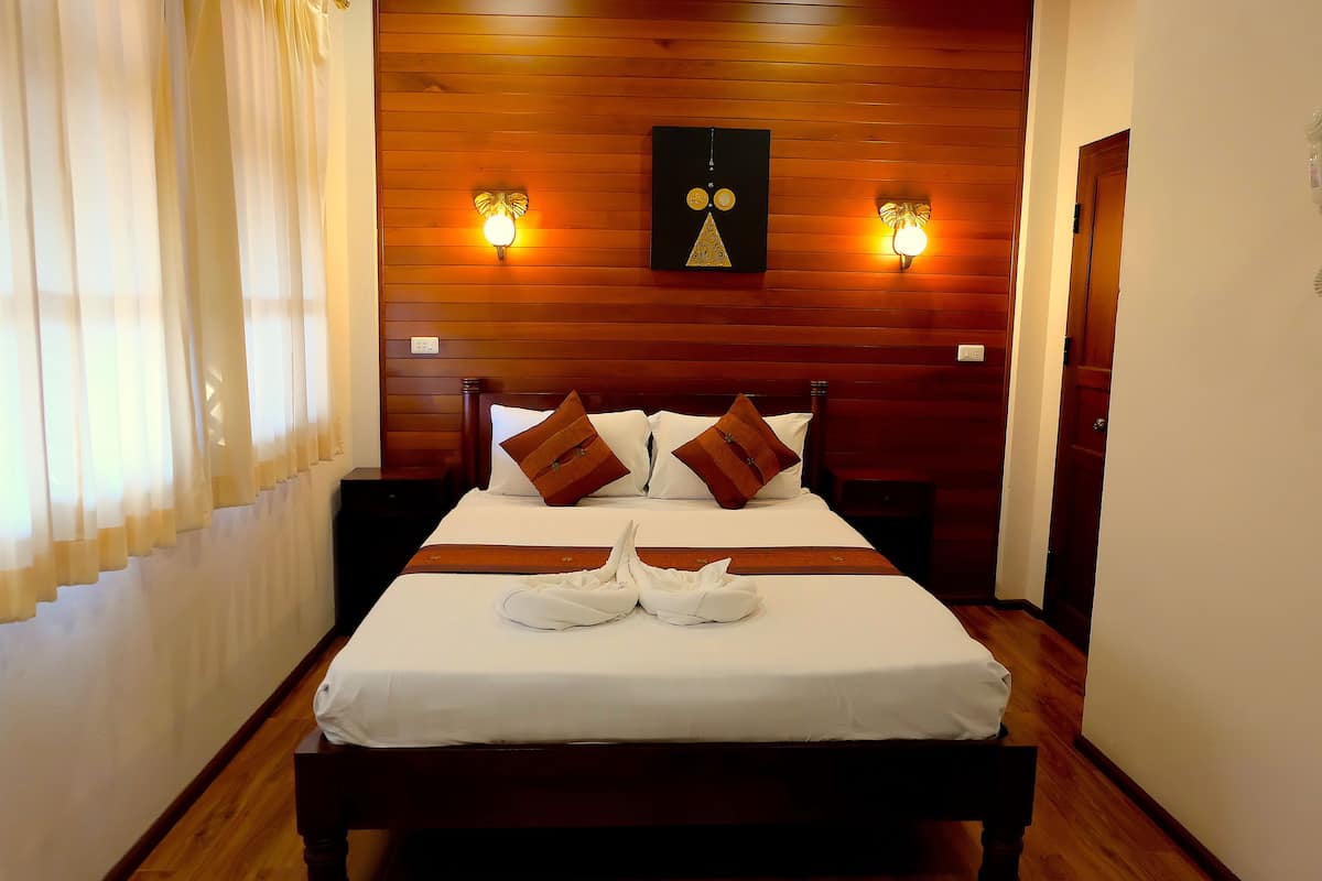 Standard Double Room | Bộ trải giường