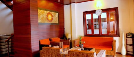 Sala de estar en el lobby