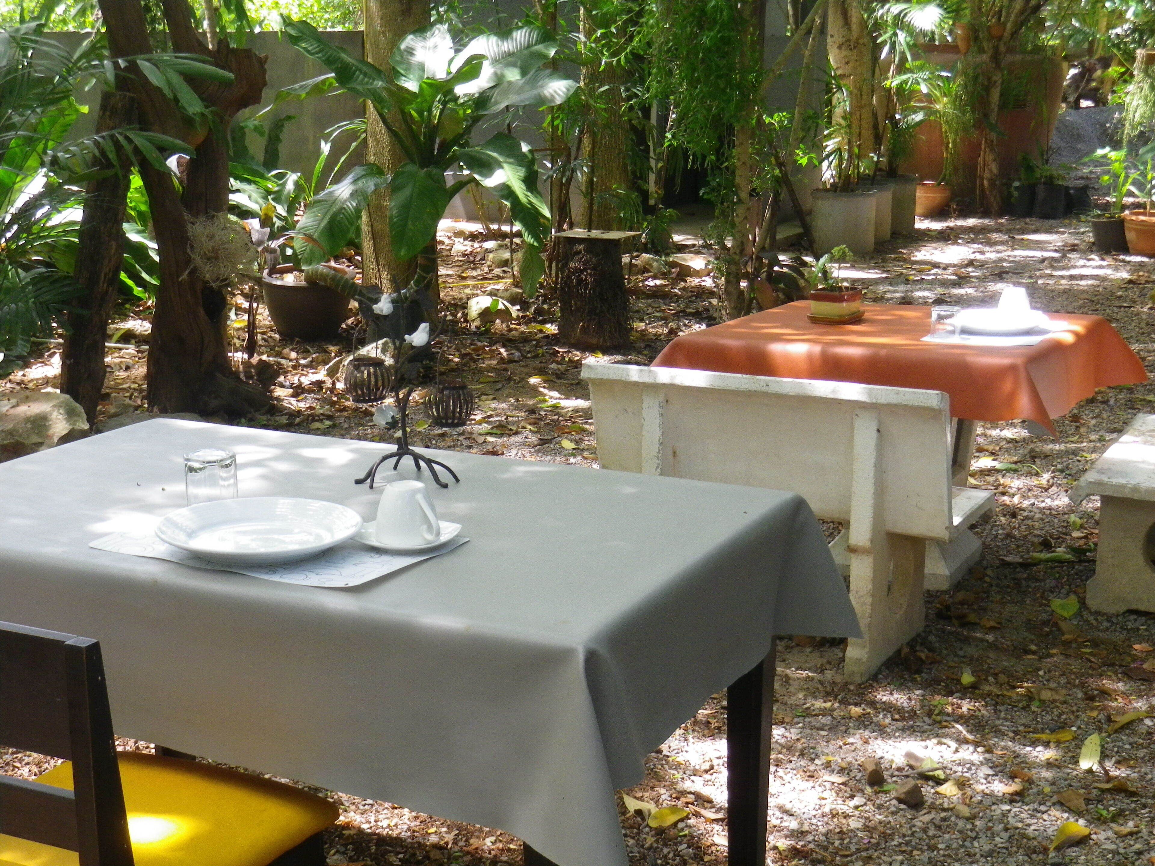 daily english breakfast (thb 150 per person)