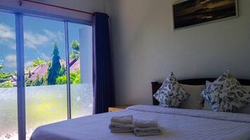 Standard Sea View | Free WiFi