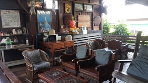 Living area - Boondee House (Mae Hong Son)