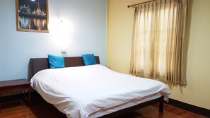 Standard Air Conditioned Room | Wifi gratis 