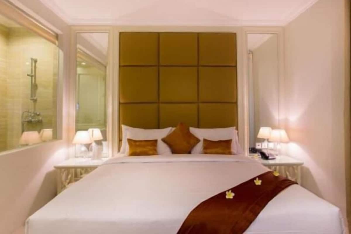 Minibar, una cassaforte in camera, una scrivania, tende oscuranti