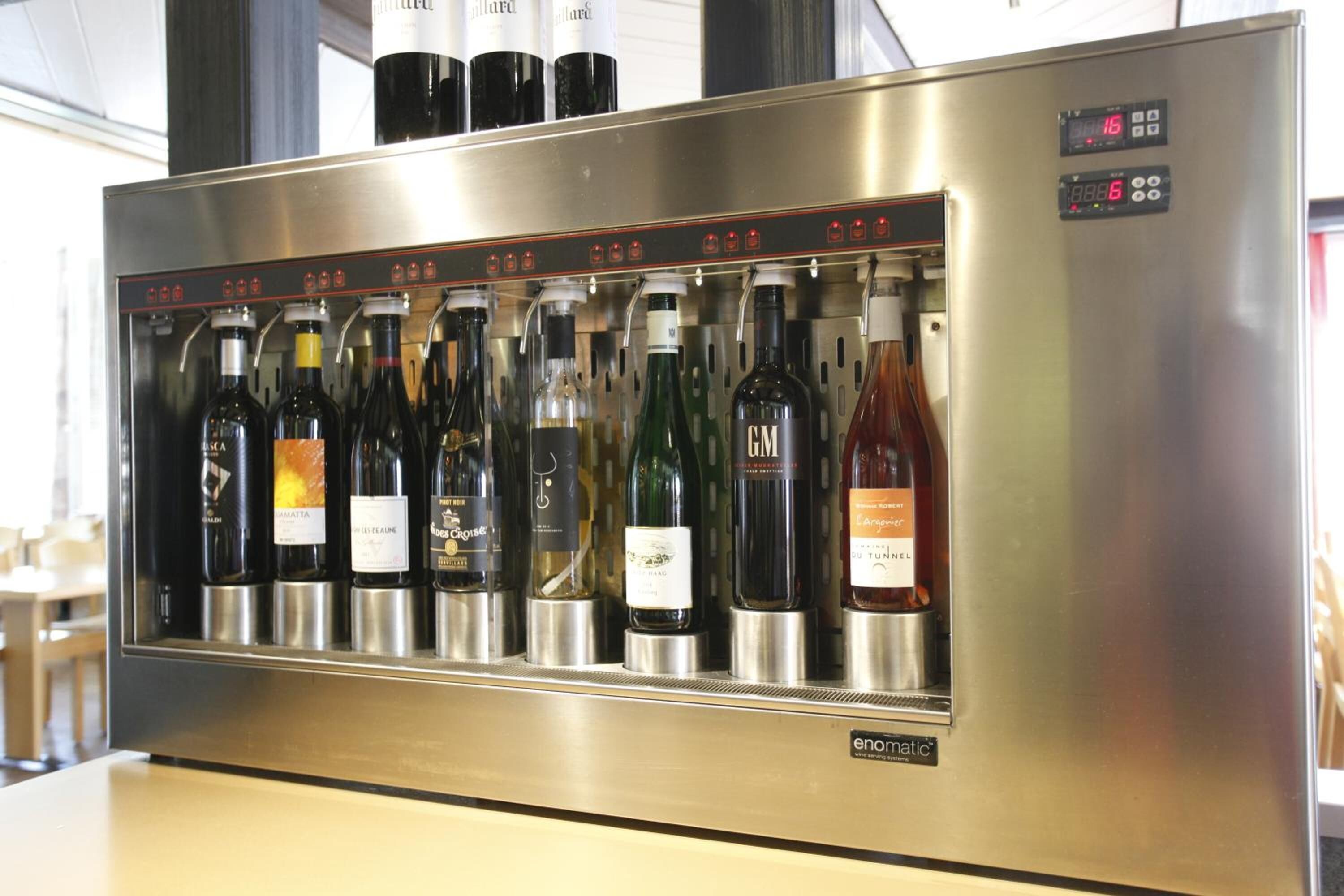 breakfast, lunch, dinner served; regional cuisine