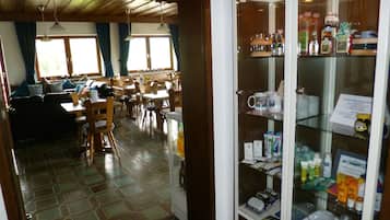 Lobby-Lounge