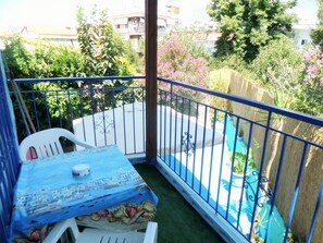 ระเบียง