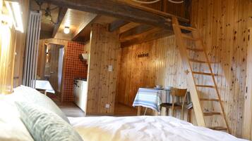 Studio, Mountain View (3) | Free WiFi, bed sheets