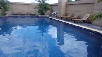 Piscina externa