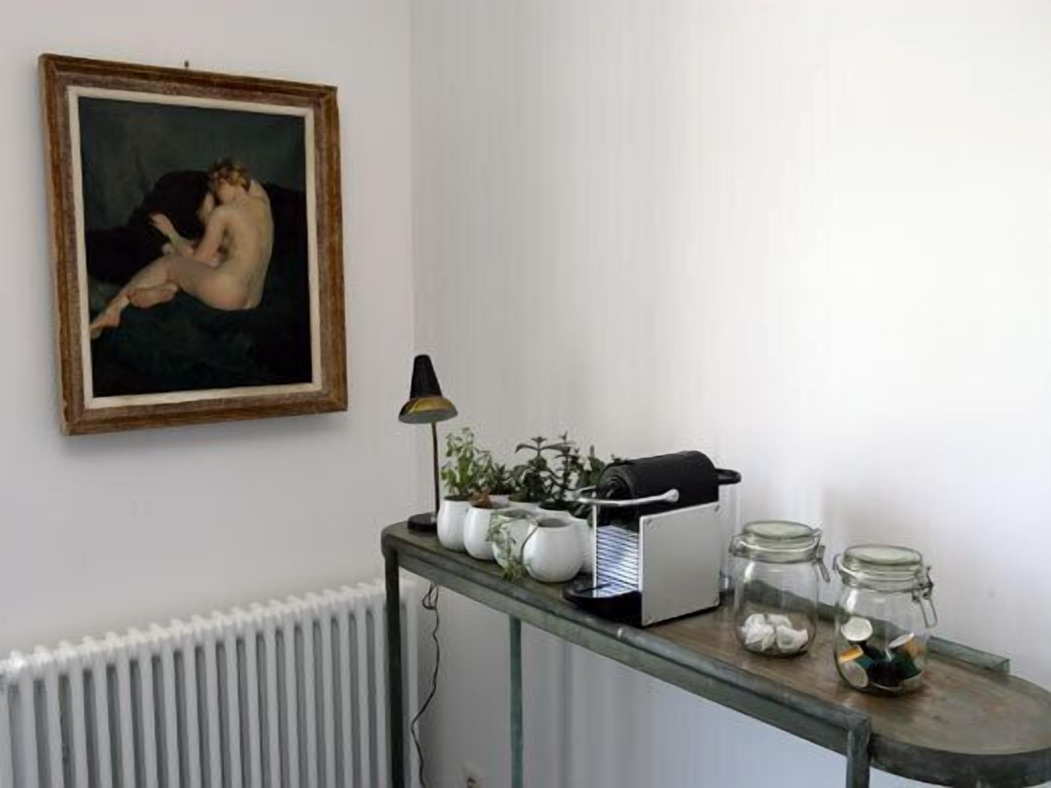 apartment, 1 bedroom (vincent) | living room | flat-screen tv