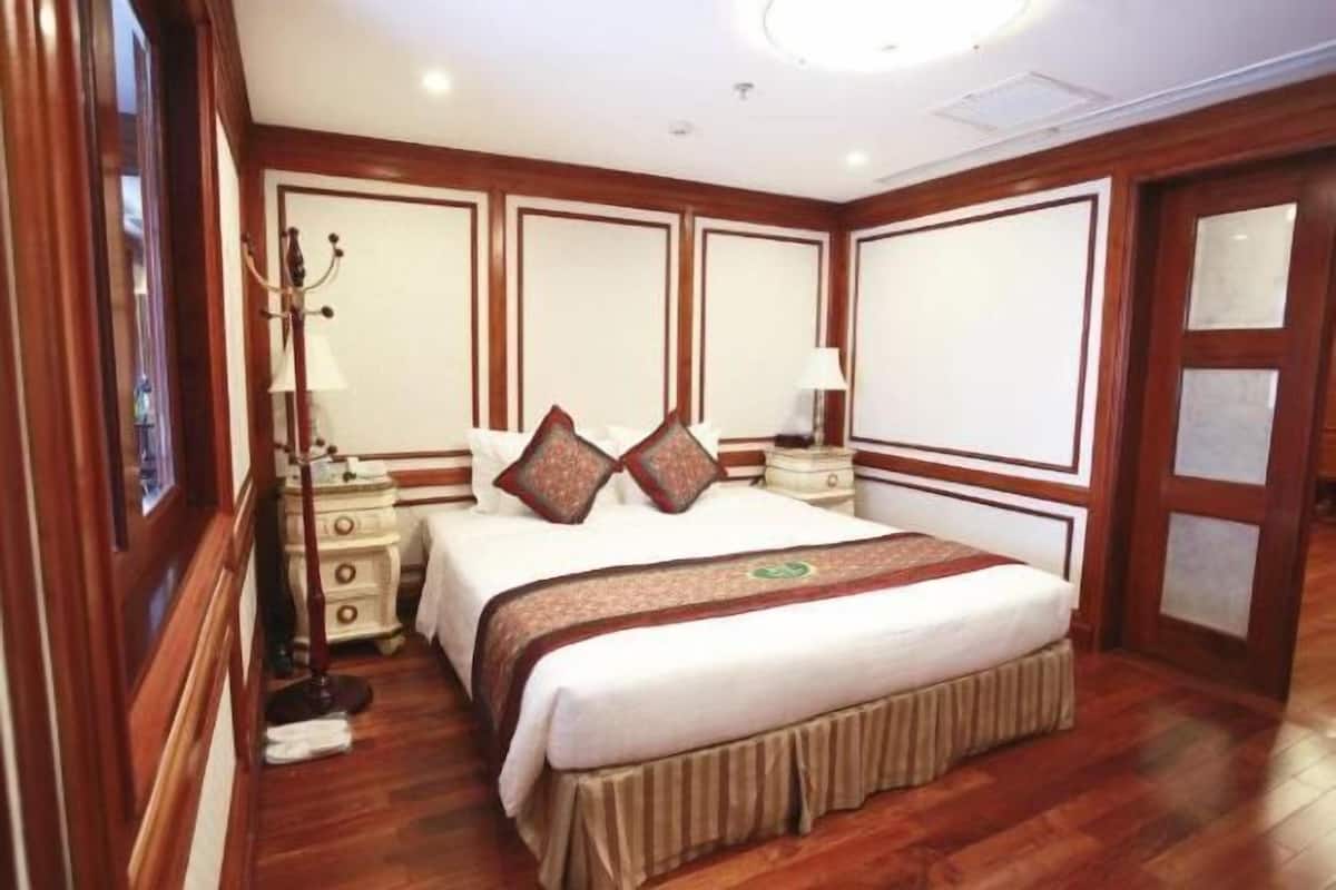 1 Schlafzimmer, Minibar, Zimmersafe, Schreibtisch