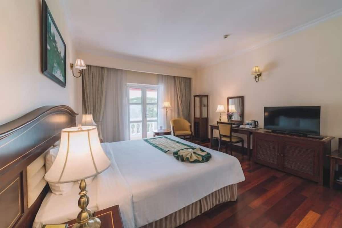 1 Schlafzimmer, Minibar, Zimmersafe, Schreibtisch
