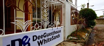 Dee Guesthouse - White Sands