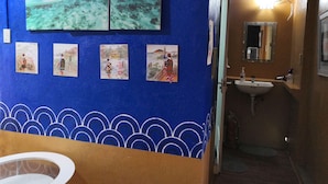 Basic Shared Dormitory, Mixed Dorm - Dee Guesthouse - White Sands (Lapu-Lapu)