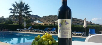 Ampelokipi Holiday Apartments