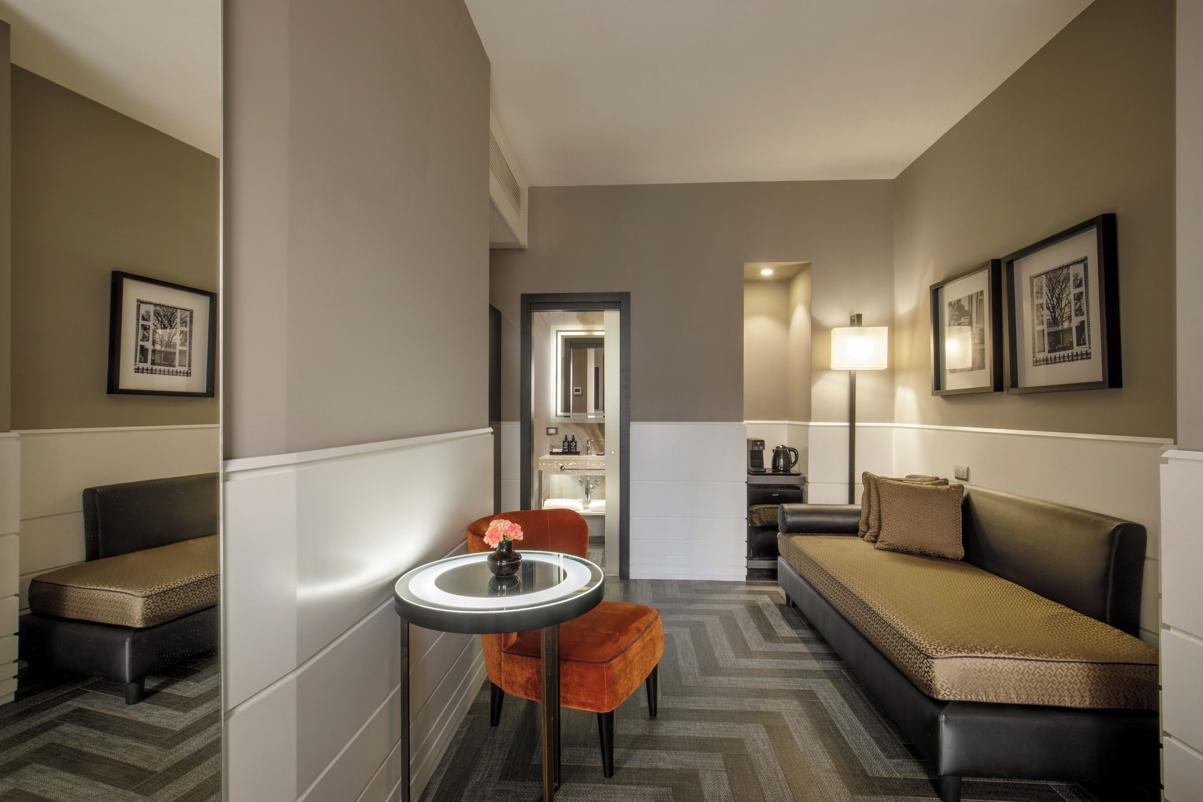 premium room | premium bedding, down duvets, minibar, in-room safe