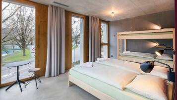 Wi-Fi gratuit, draps fournis, accÚs pour personnes à mobilité réduite