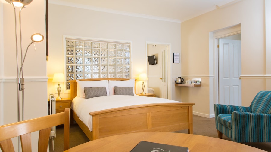 The Grosvenor Plymouth