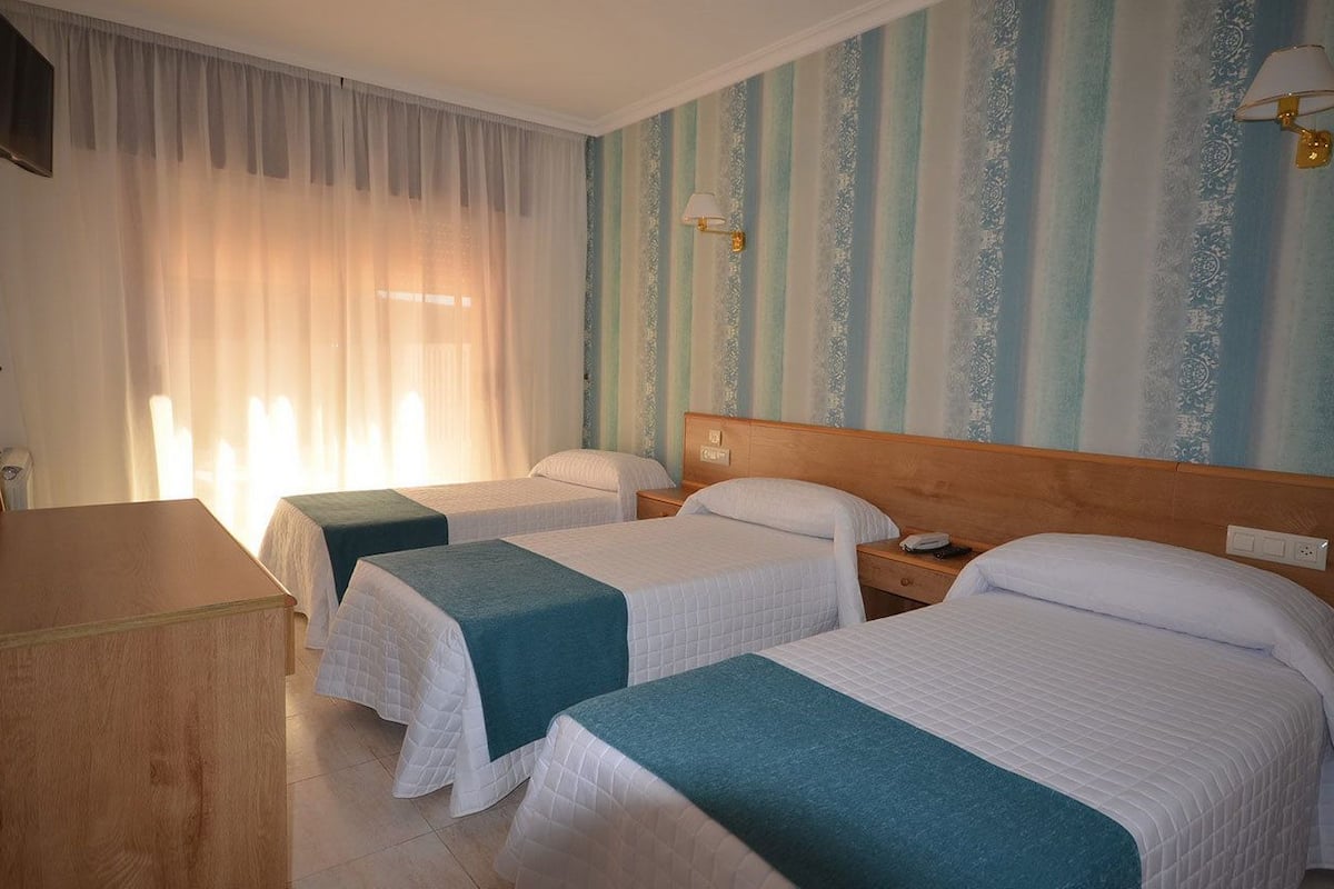 In-room safe, desk, blackout drapes, free cribs/infant beds