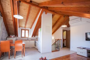 Apartment, 1 Bedroom | Living room | 29-inch TV with satellite channels - Villa Marino (Trogir)