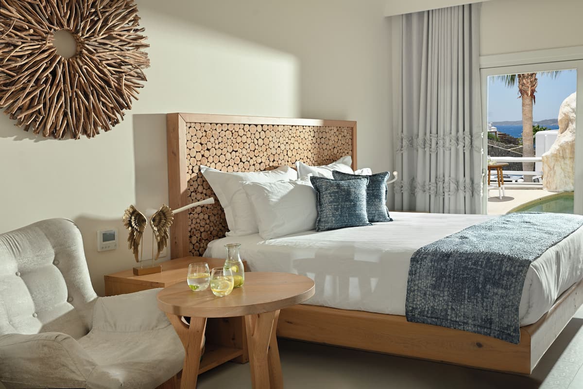 Dúplex exclusivo, piscina privada ( Maisonette Limited View) | Minibar, caja fuerte, escritorio y sistema de insonorización