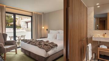 Superior-Zimmer, 1 Queen-Bett | Hochwertige Bettwaren, Minibar, Zimmersafe, Schreibtisch