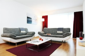 Family Apartment | Wohnzimmer