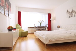 Studio Apartment | 1 間睡房、高級寢具、書桌、遮光窗簾/窗簾