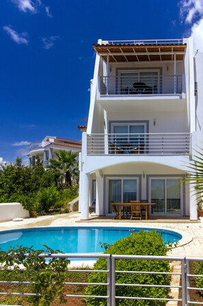 Front of property - Villa Nesrin (Kas)