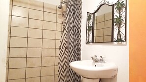 Shower, towels