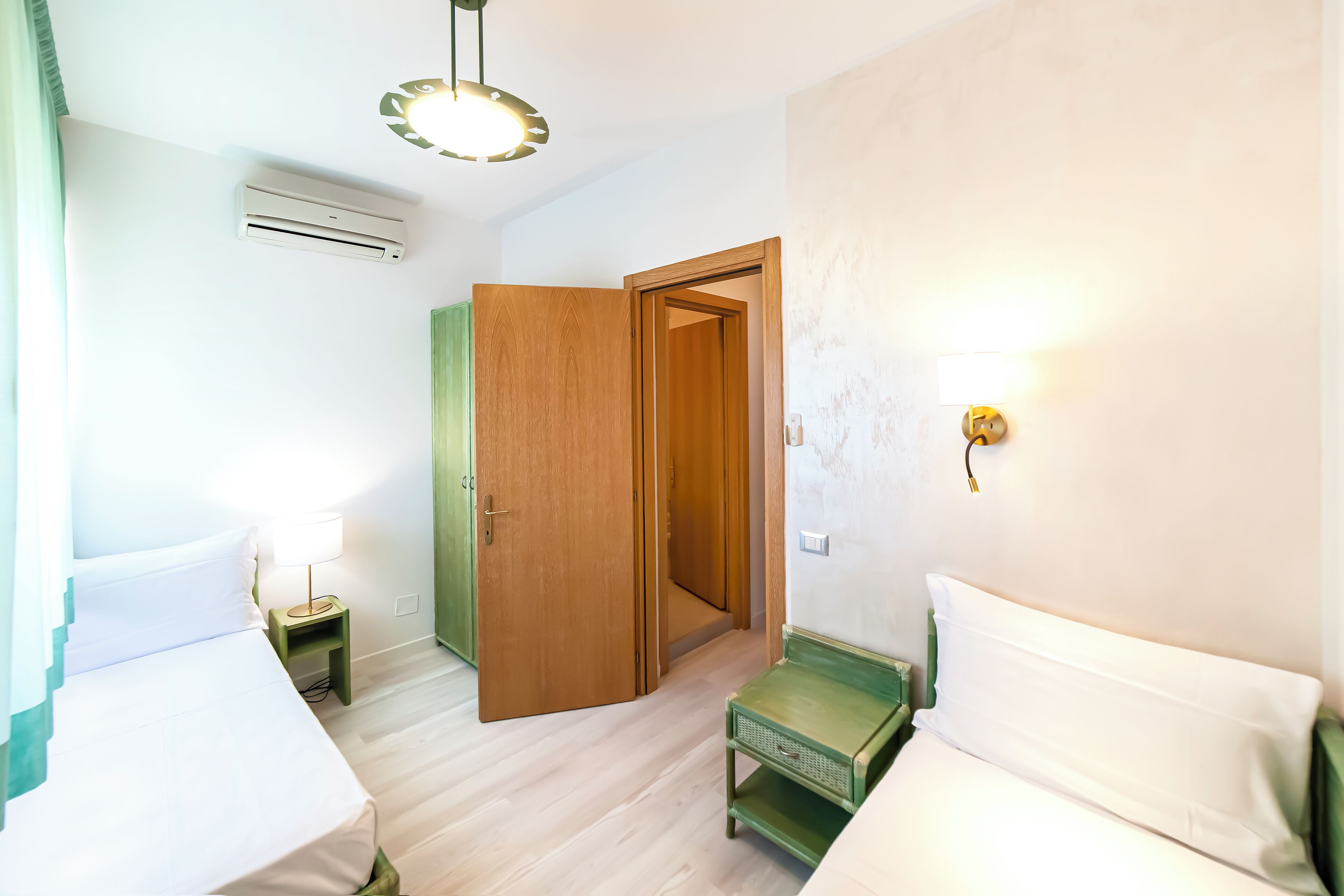 Photo - American Hotel