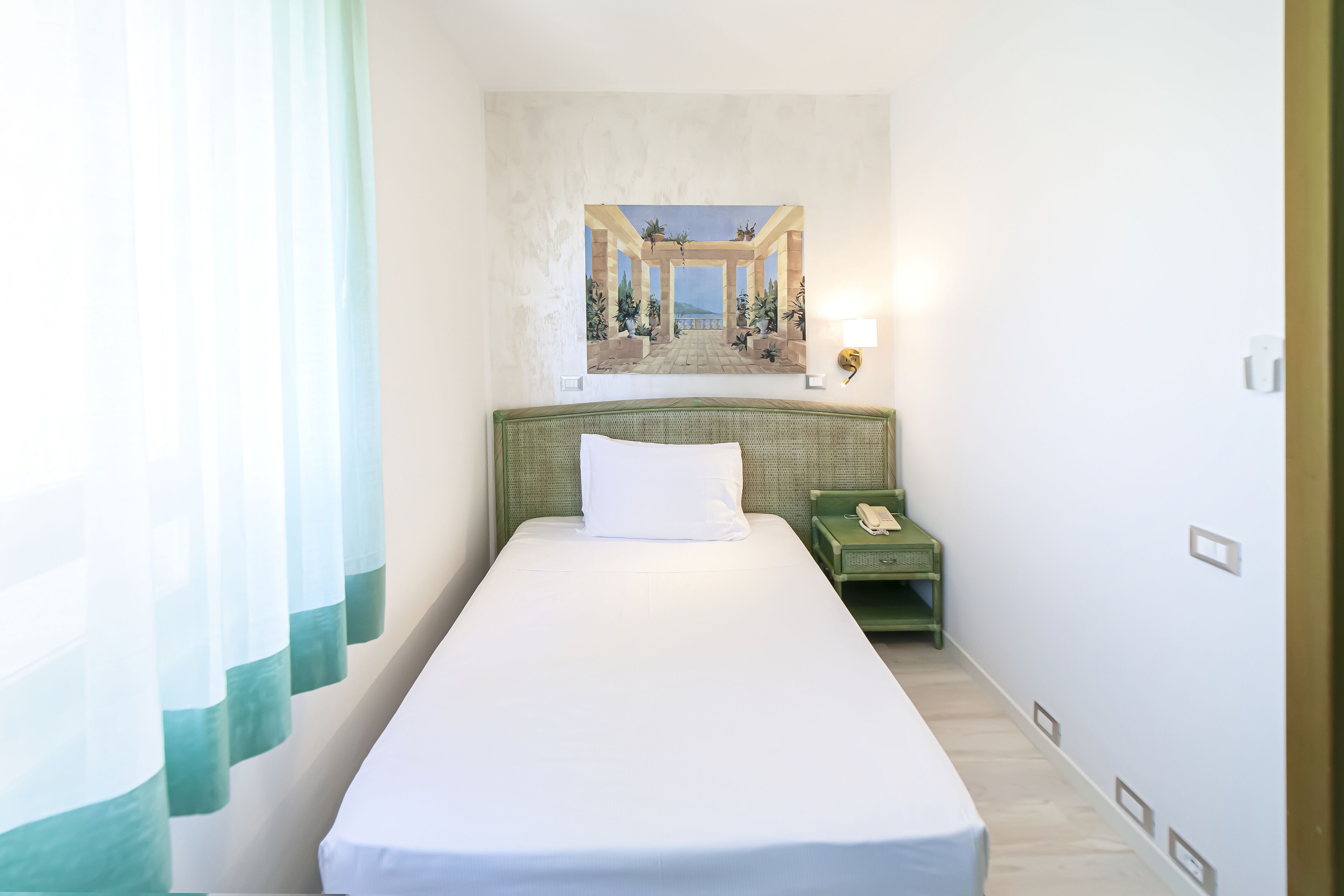 Photo - American Hotel