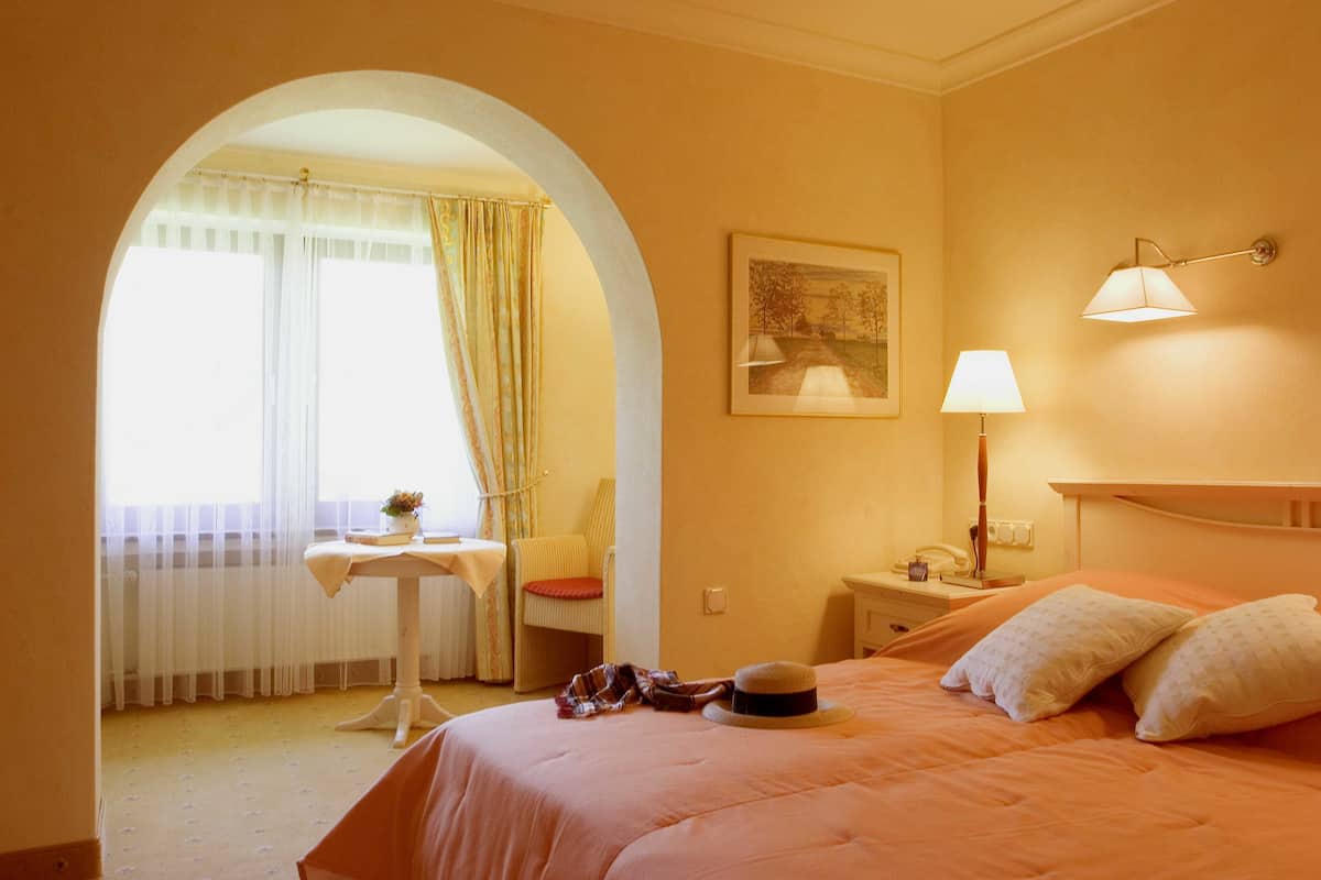 Comfort Double Room | 1 bedroom, hypo-allergenic bedding, minibar, in-room safe