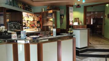 Bar (en la propiedad)