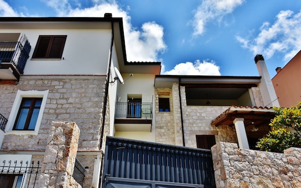 บริเวณภายนอก