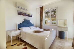 Villa, 4 Bedrooms | 4 bedrooms, iron/ironing board, free cribs/infant beds, free WiFi - Villa Leo (Kas)