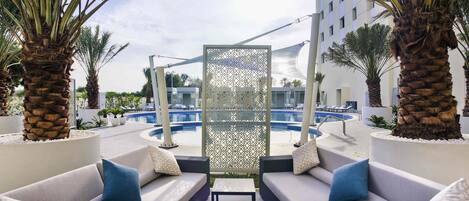 Bar (en la propiedad)