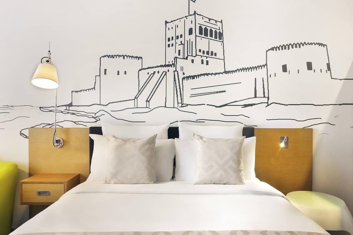 privilege, double room, 1 double bed, pool view | premium bedding, in-room safe, desk, soundproofing