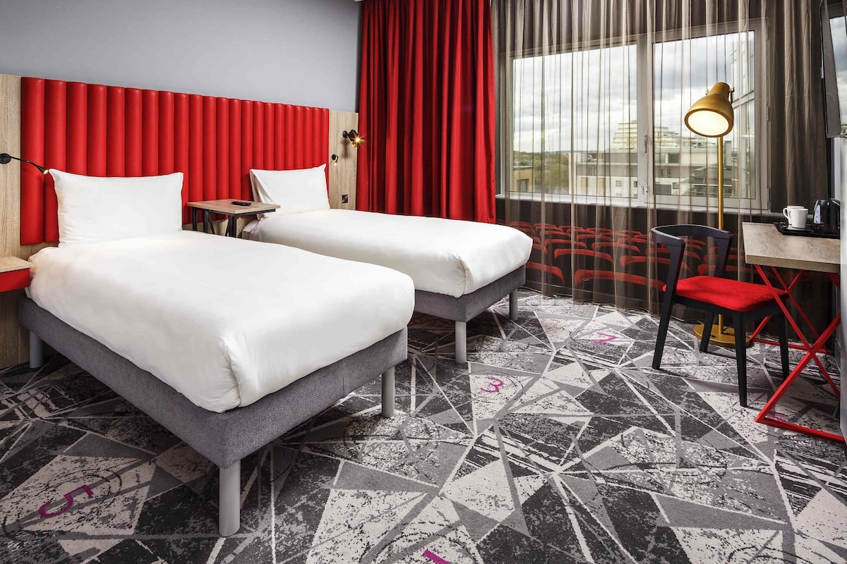 Chambre, 2 lits une place (The Duet)